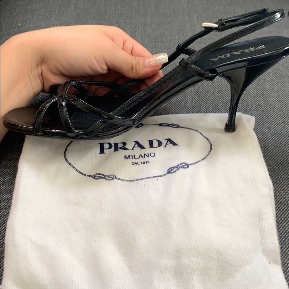 🥰Prada kitten heels
